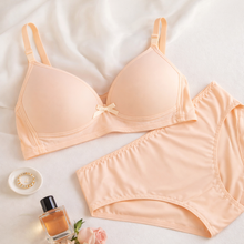 Load image into Gallery viewer, Bow Design Soft & Smooth Padded Bra & Panty Set