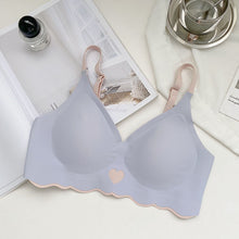 Load image into Gallery viewer, Heart Design Elastane Silicon Type Daily Wear Single Padded Bra With Removeable Pads