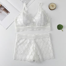 Load image into Gallery viewer, Leaf Padded Bra & Penty Set
