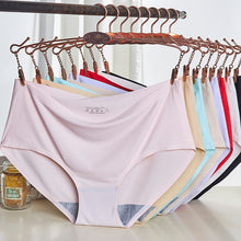 Load image into Gallery viewer, Seamless Plain Very Soft Underwear