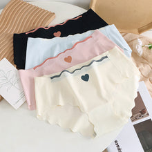 Load image into Gallery viewer, Love Sign Cut Seamless Very Smooth Underwear
