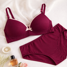 Load image into Gallery viewer, Bow Design Soft &amp; Smooth Padded Bra &amp; Panty Set
