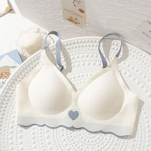 Load image into Gallery viewer, Heart Design Elastane Silicon Type Daily Wear Single Padded Bra With Removeable Pads
