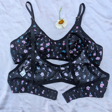 Load image into Gallery viewer, Different Printed Lawn Bra
