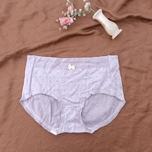 Load image into Gallery viewer, Small Butterfly Dotted Underwear
