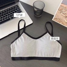 Load image into Gallery viewer, Light Padded Back Hook Freesize Bra
