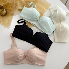 Load image into Gallery viewer, Bow Style Very Fine Medium Padded Bra
