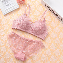 Load image into Gallery viewer, Floral Light  Padded Bridal Wear Bra &amp; Underwear Set
