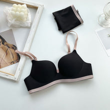 Load image into Gallery viewer, Linning Seamless  Double Padded Soft Bra Set
