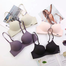 Load image into Gallery viewer, Seamless Medium Padded Daily Wear  Bra
